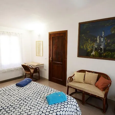 Holiday home Casa Antica Lemon Tree Torpe